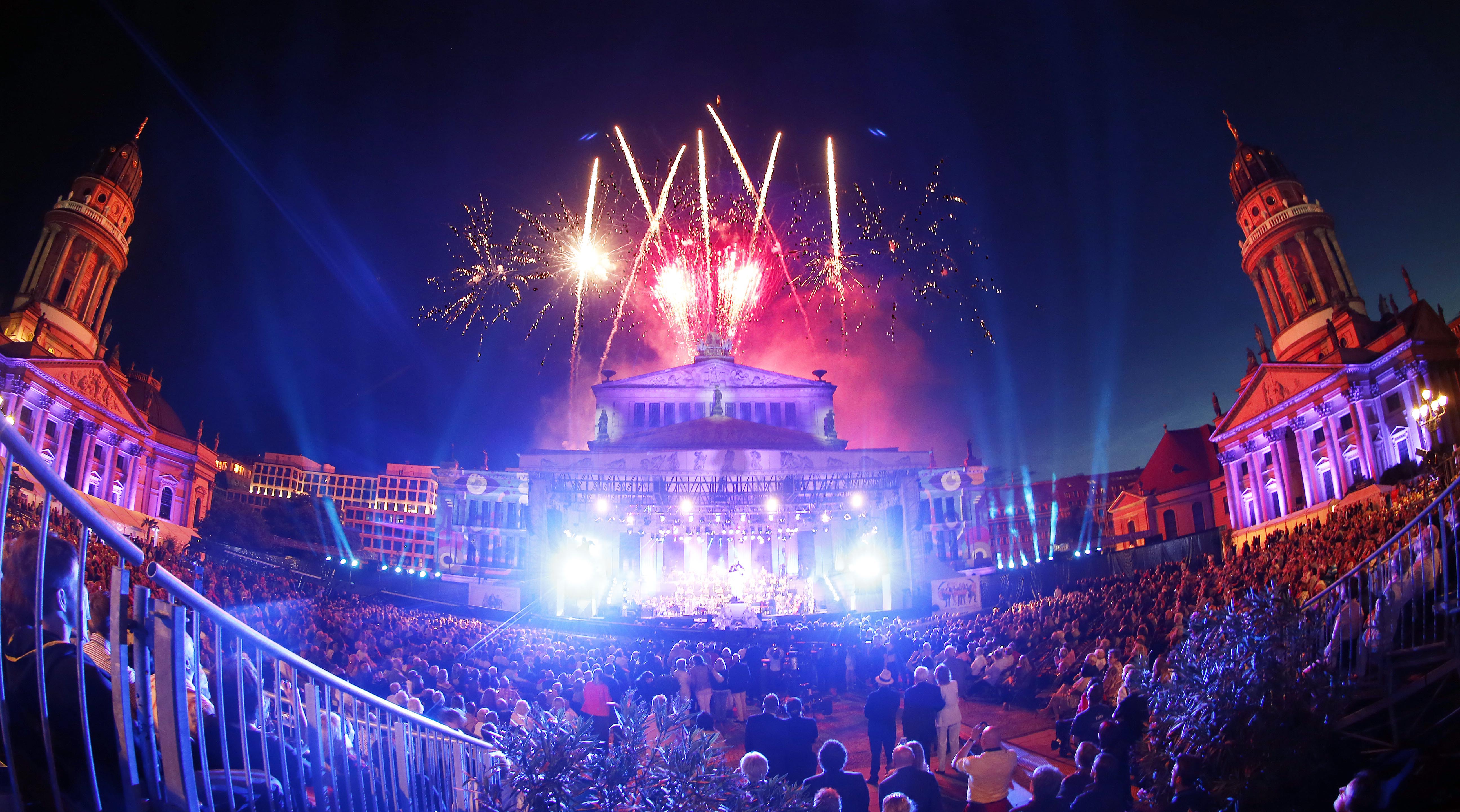 First Night - „Klassik, Pop & Evergreens“ 